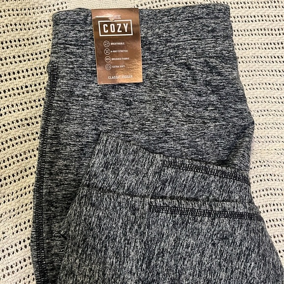 VS PINK Classic Jogger - Picture 3 of 3